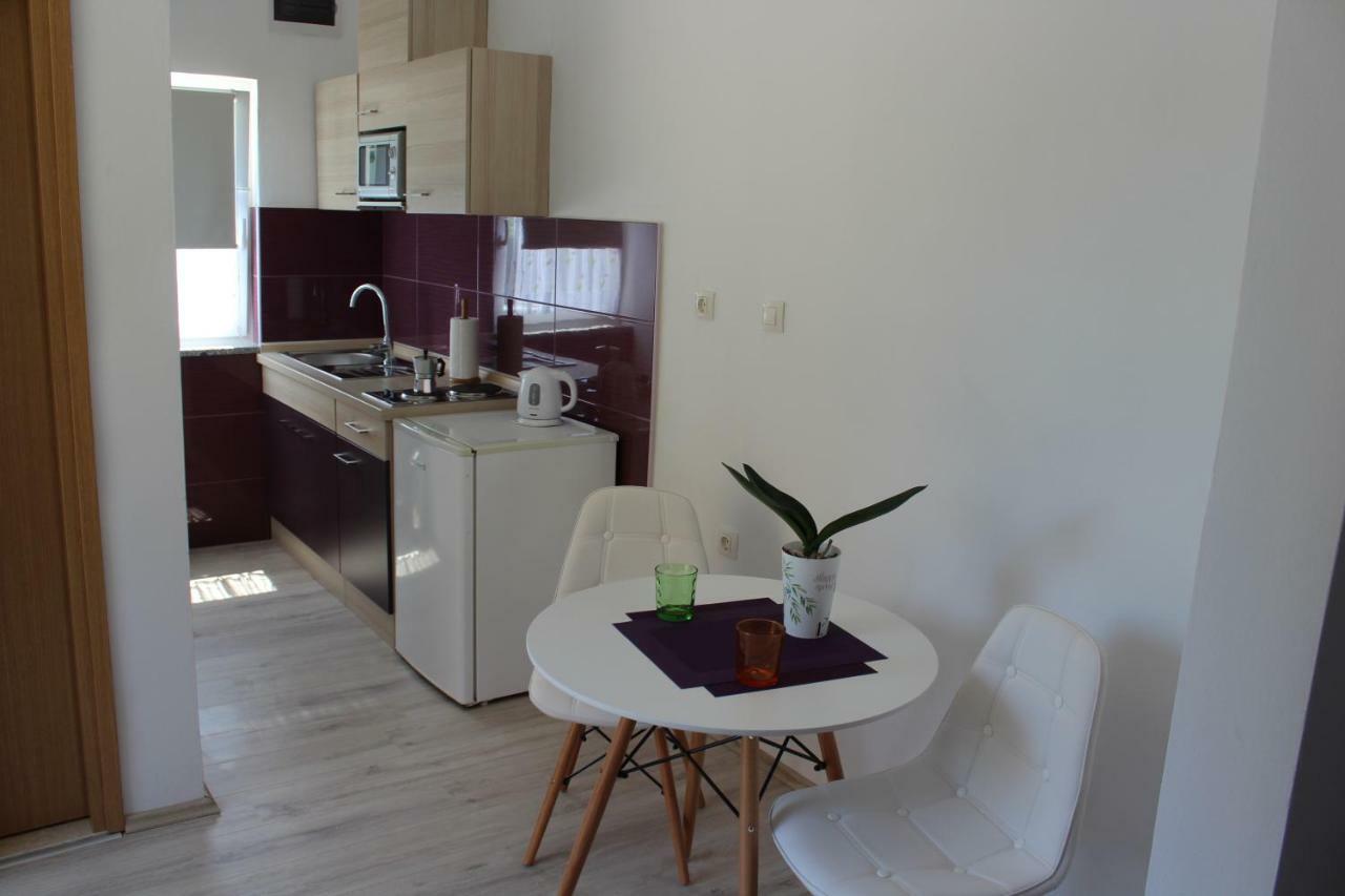 Apartment Tip Top Ровінь Екстер'єр фото